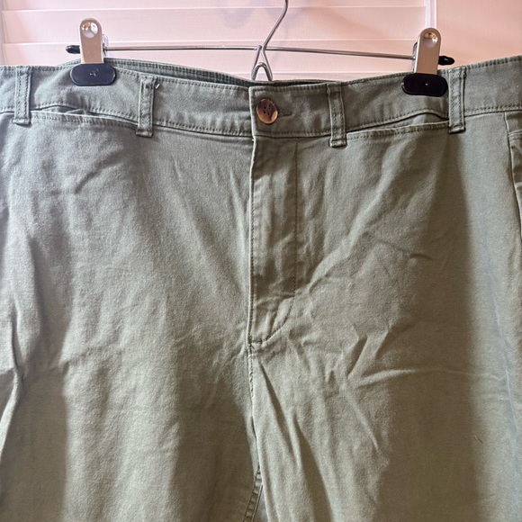 Old Navy High Waisted Crop Chino Wide-Leg Pants - Picture 4 of 6